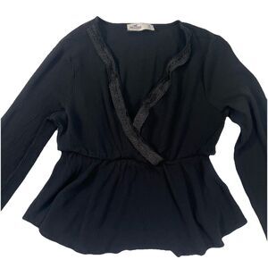 Hollister Black Long Sleeve Blouse Womens Medium Lace Trim Textured Lightweight